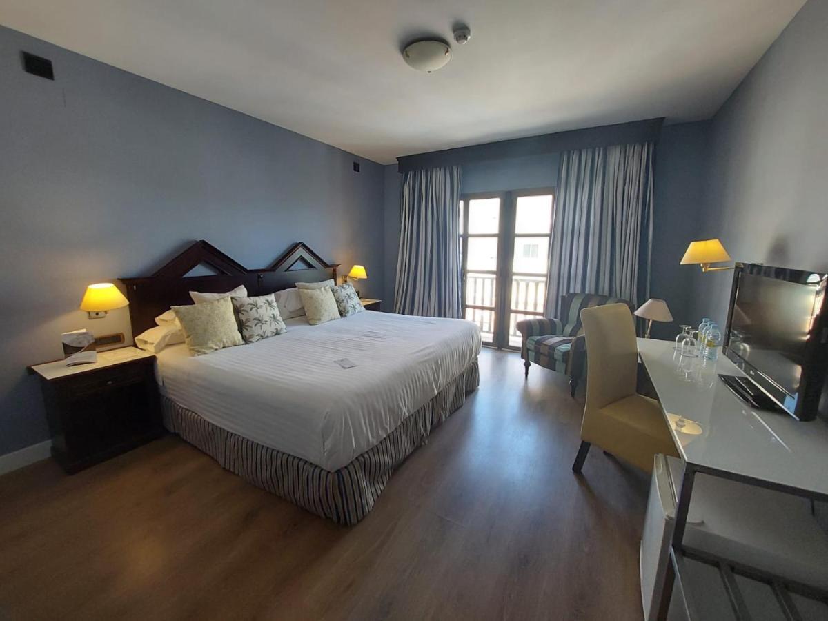 Rl Ciudad De Ubeda Hotel Bagian luar foto